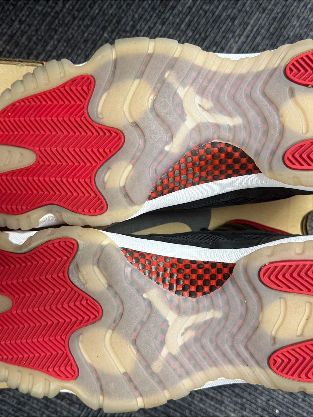 Jordan 11 Retro Low IE Bred- Men’s Low-Top Sneakers - Black/Red/Cream